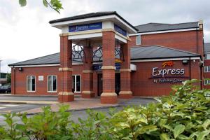 The Bedrooms at Express By Holiday Inn Southampton West