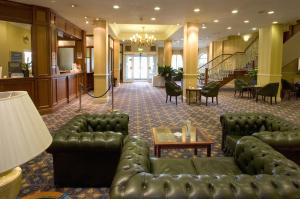 The Bedrooms at Holiday Inn Corby Kettering A43