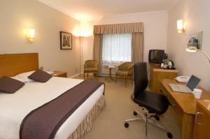 The Bedrooms at Holiday Inn Corby Kettering A43