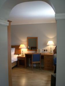 The Bedrooms at Aston Court Hotel