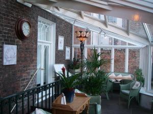 The Bedrooms at Knavesmire Manor Hotel