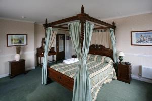 The Bedrooms at Cliff Head Hotel