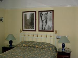 The Bedrooms at Broadmead Hotel