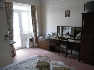 The Bedrooms at Portbyhan Hotel