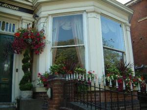 The Bedrooms at Ely House Hotel