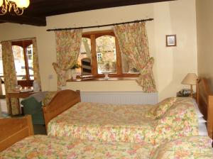 The Bedrooms at Green Farm Hotel