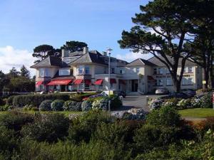 The Bedrooms at Porth Avallen Hotel