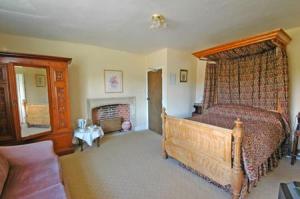 The Bedrooms at Green Farm Hotel