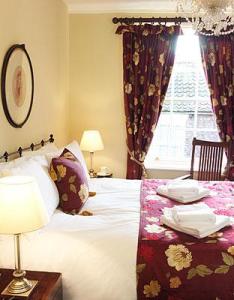 The Bedrooms at Lamb and Lion Inn