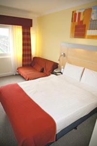 The Bedrooms at Holiday Inn Express, Chester Racecourse