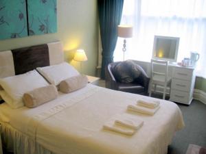 The Bedrooms at Rostrevor Hotel - Guest House