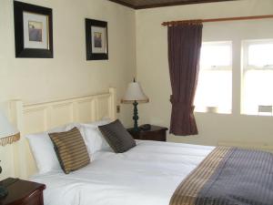 The Bedrooms at Best Western Pennine Manor Hotel