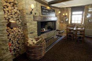 The Restaurant at The Bird In Hand Inn, Witney