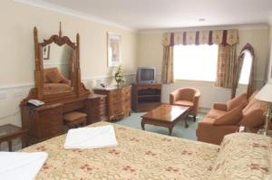 The Bedrooms at Southview Park Hotel